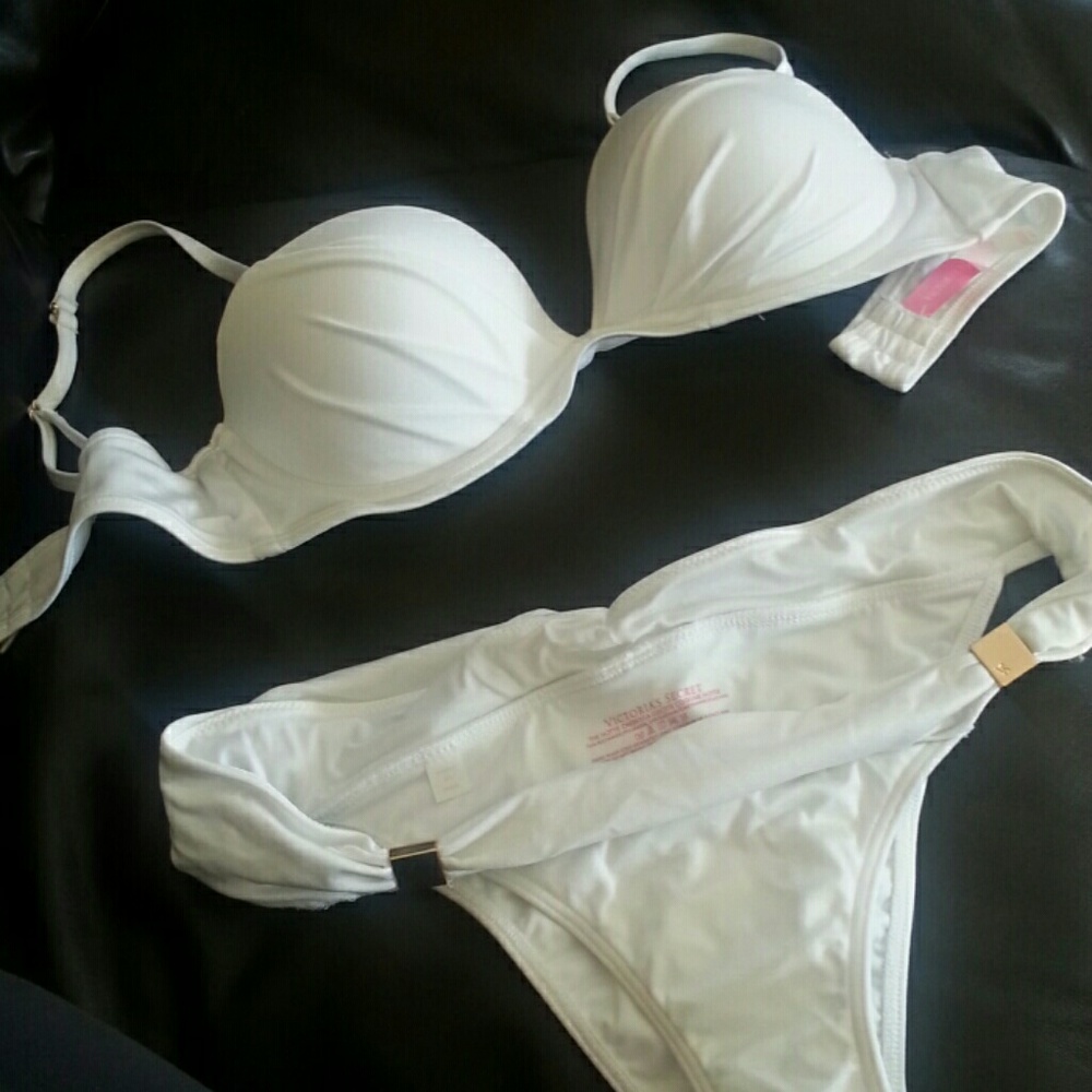 Victoria's Secret bikini